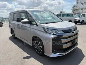 Toyota Noah 2023 Gray