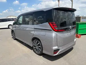 Toyota Noah 2023 Gray