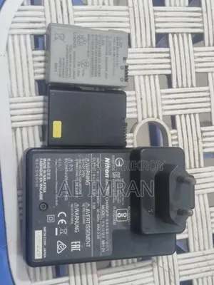 Nikon DSLR Camera Charger+2 Battery