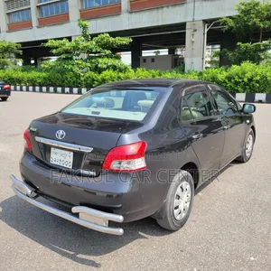 Toyota Belta 2005 Black