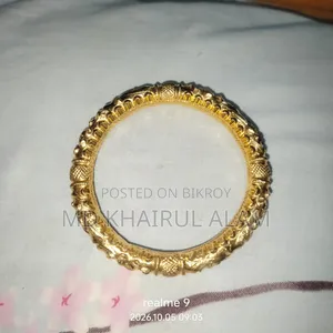 ২২ ক্যারেট হাতের বালা এক ভরি