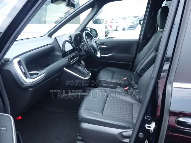 Toyota Noah 2023 Black
