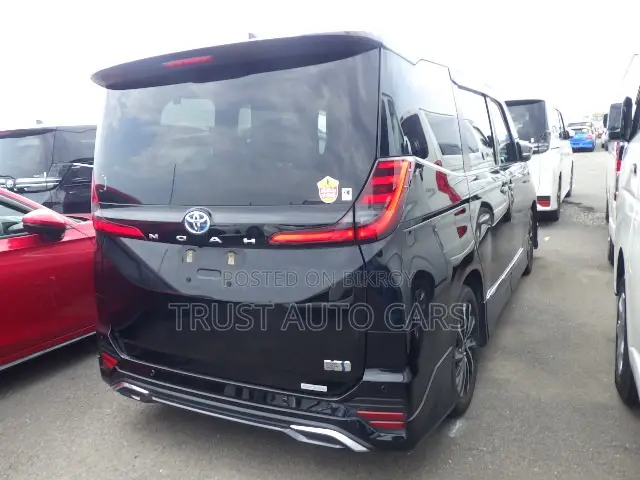 Toyota Noah 2023 Black