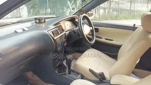 টয়োটা টি১০০ ১৯৯২ সাদা