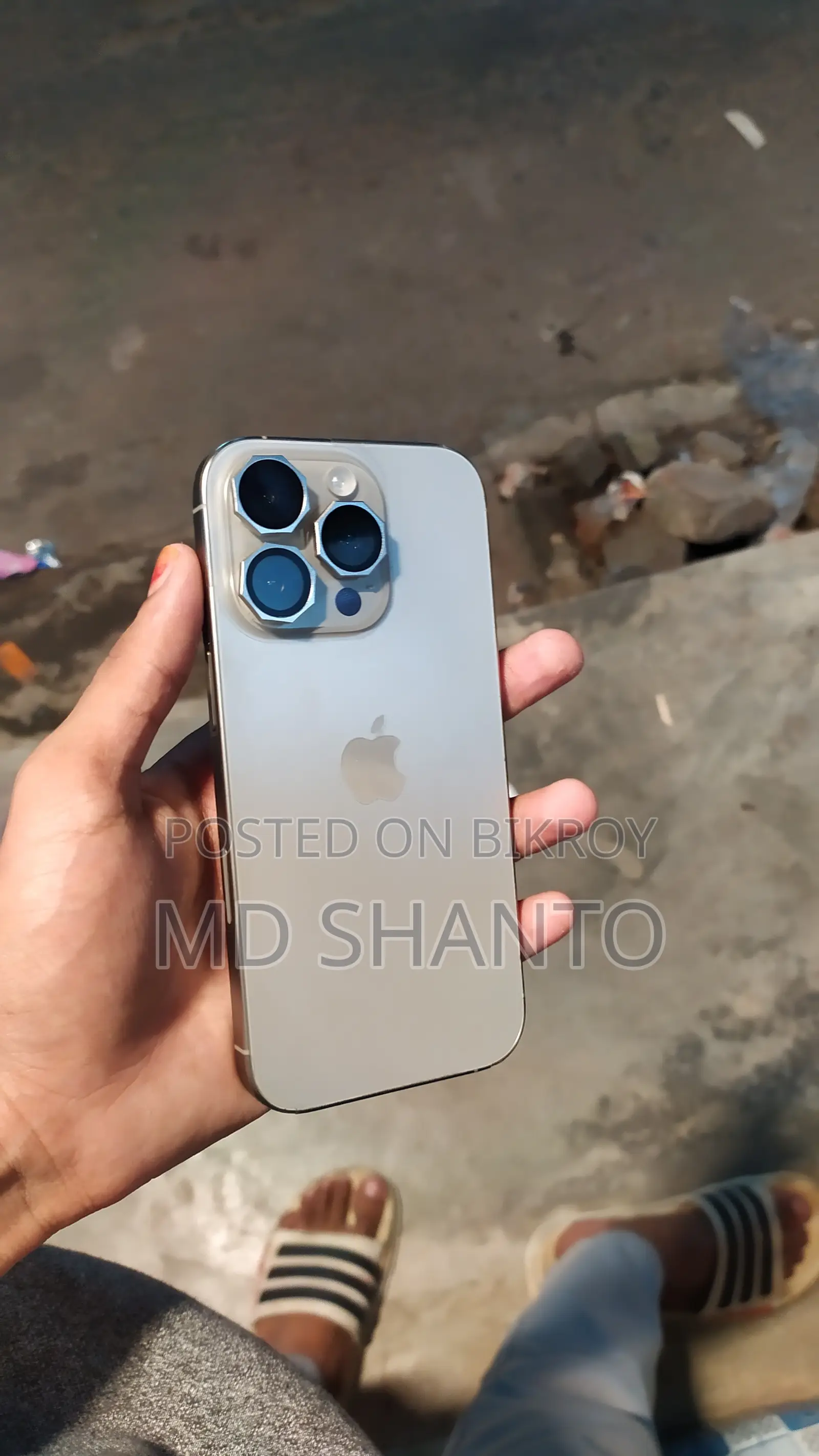 অ্যাপল আইফোন ১৬ প্রো ২৫৬ জিবি সিলভার
