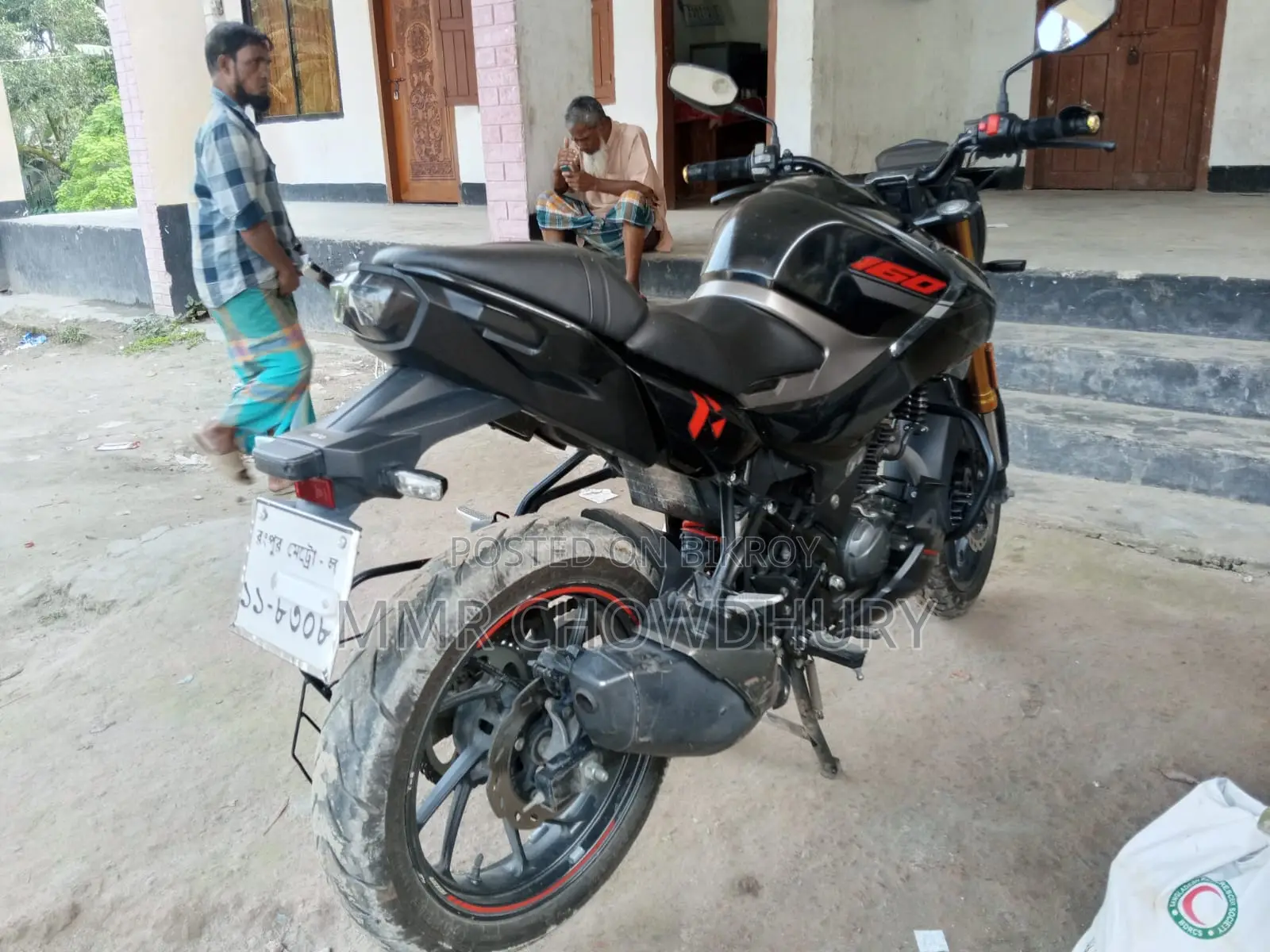 হিরো থ্রিলার ১৬০আর ৪ভি ২০২৫ ব্ল্যাক