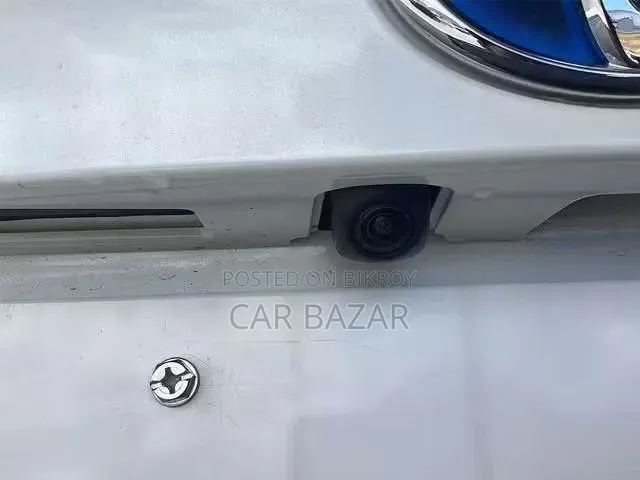 Toyota C-HR LE Front-Wheel Drive 2019 White