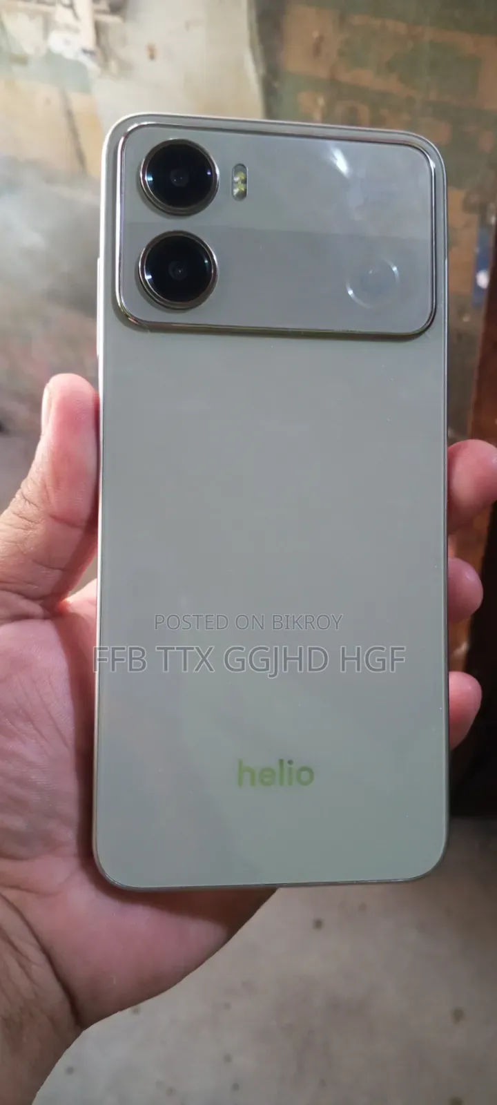 Helio 128 GB White