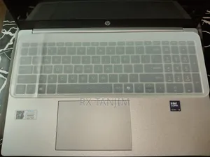 New Laptop HP 15-dy2075tg 8GB Intel Core i5 SSD 512GB