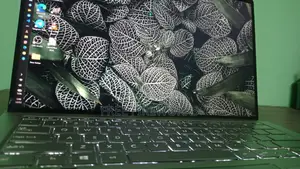Laptop Asus Zenbook 14 8GB Intel Core i7 SSD 512GB