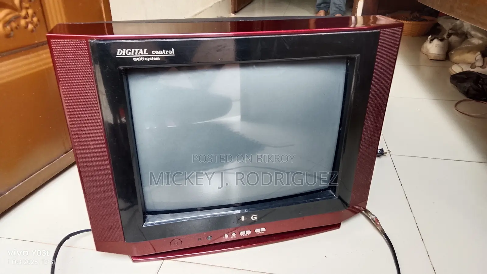 Old CRT Color TV for Sale | Digital Control TV