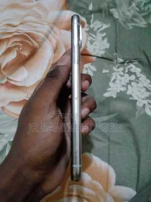Apple iPhone X 64 GB White