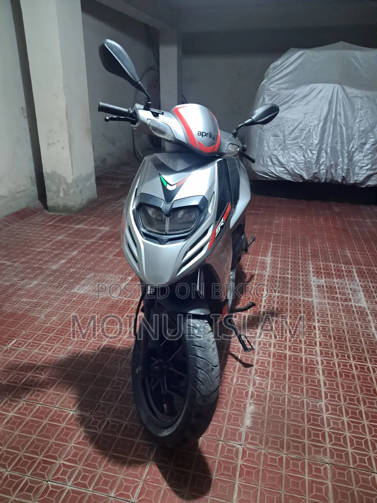 Aprilia SR 2018 Silver