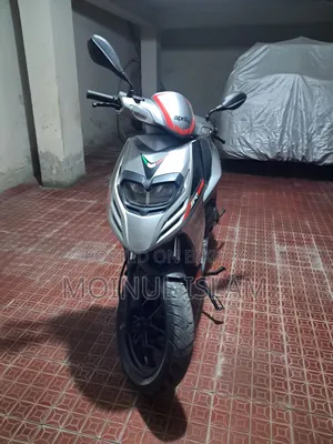 Aprilia SR 2018 Silver