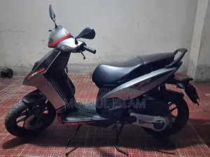 Aprilia SR 2018 Silver