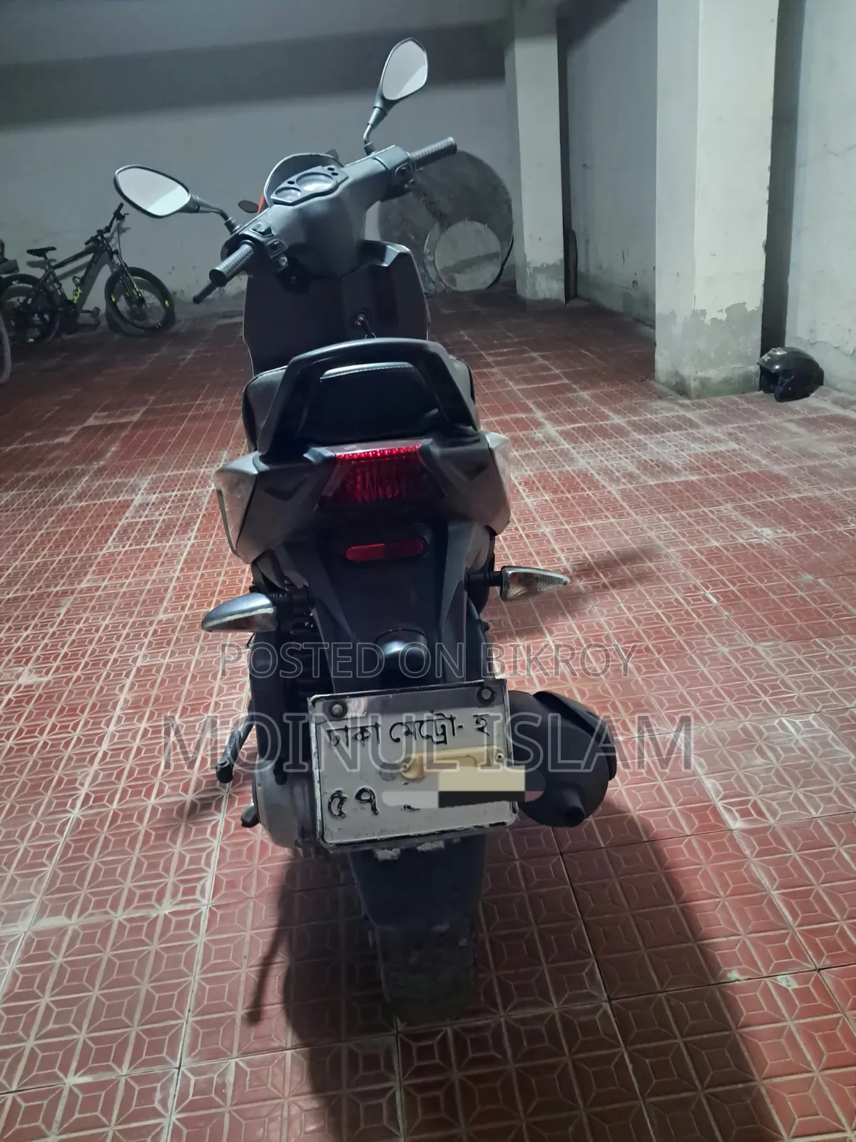 Aprilia SR 2018 Silver