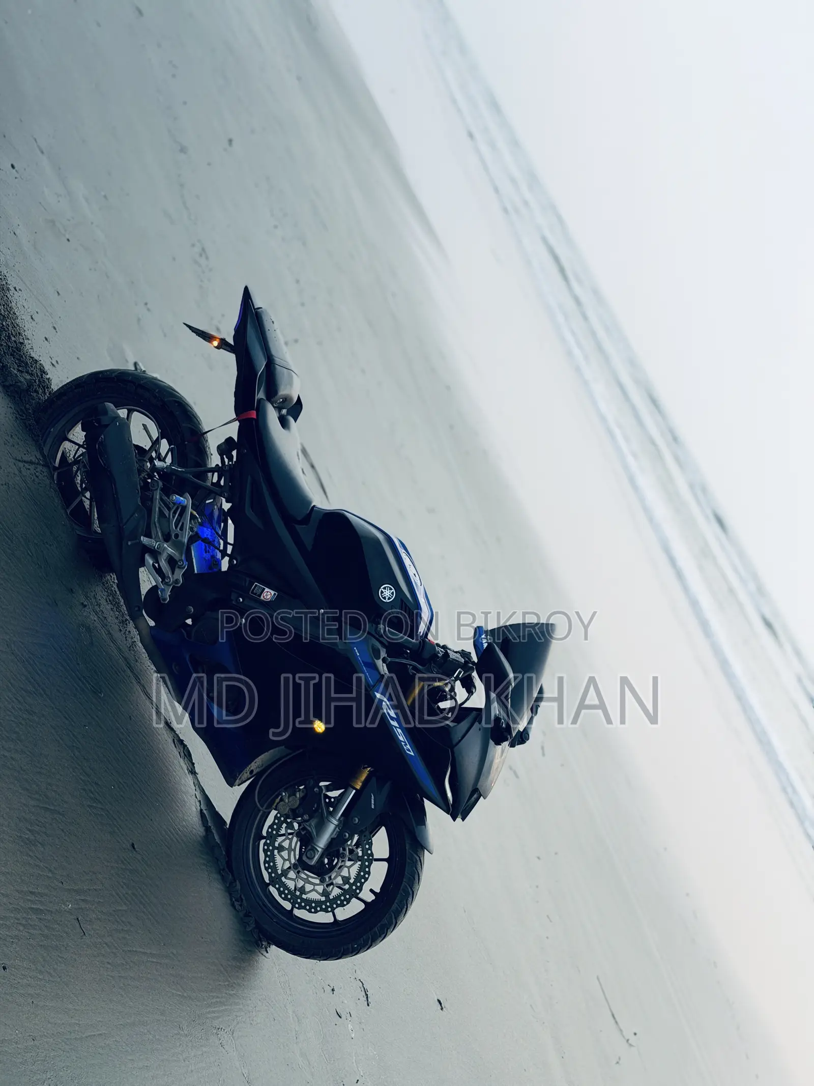 Yamaha R15M 2021 Black