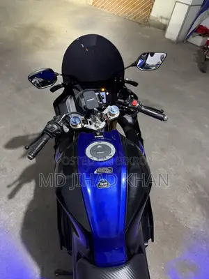 Yamaha R15M 2021 Black