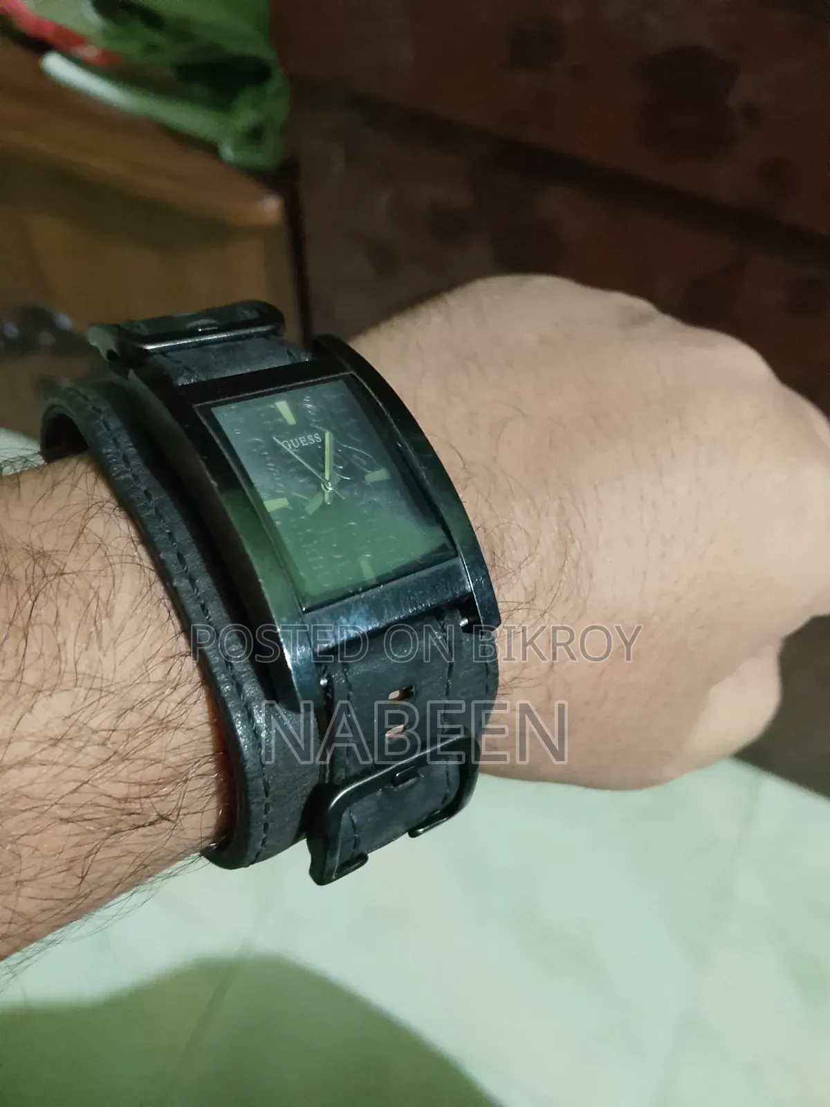 Guess Leather Bracelet Watch