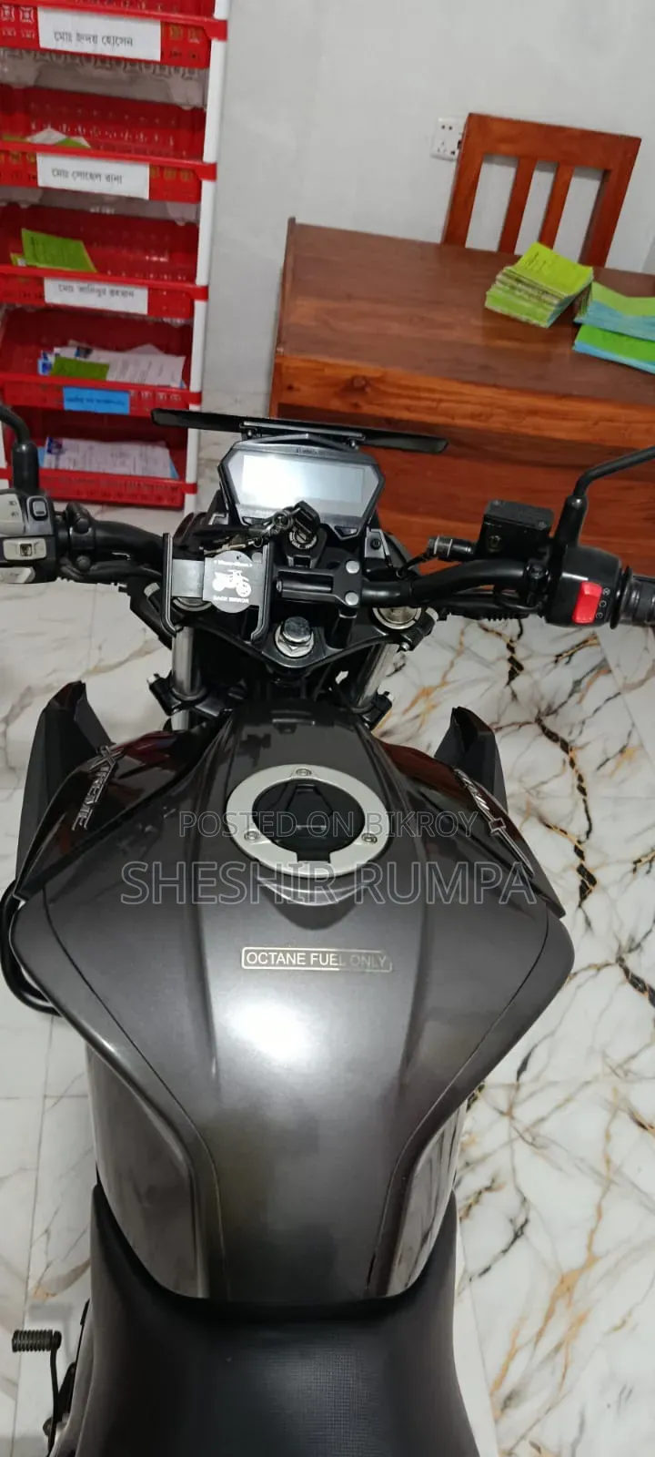 হিরো এক্সট্রিম ১২৫আর ২০২৫ ব্ল্যাক
