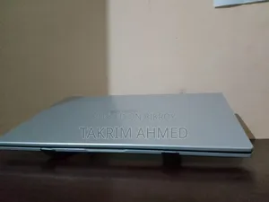 Laptop Asus Vivobook 15 4GB Intel Celeron HDD 1TB