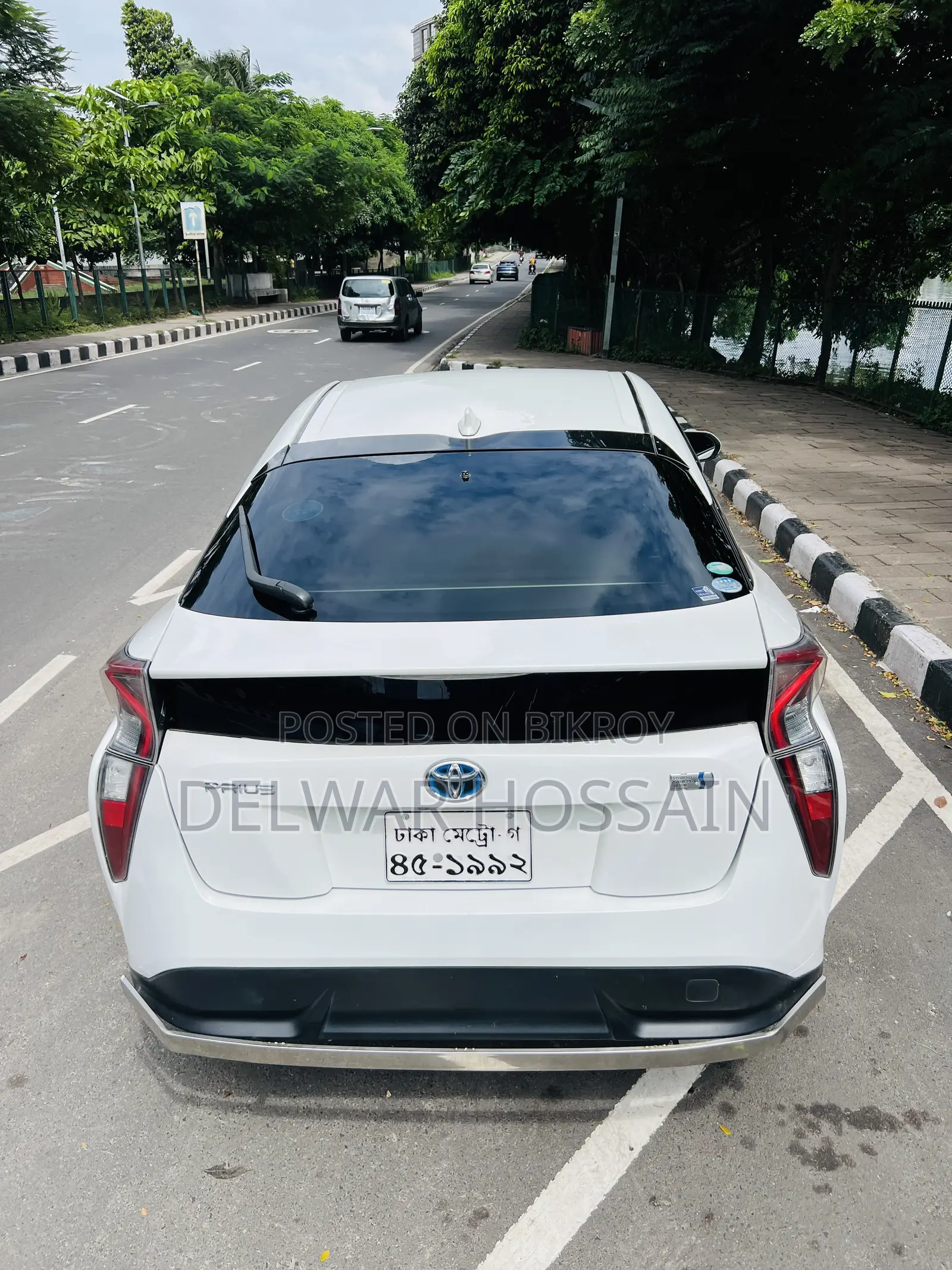 Toyota Prius 2016 Pearl