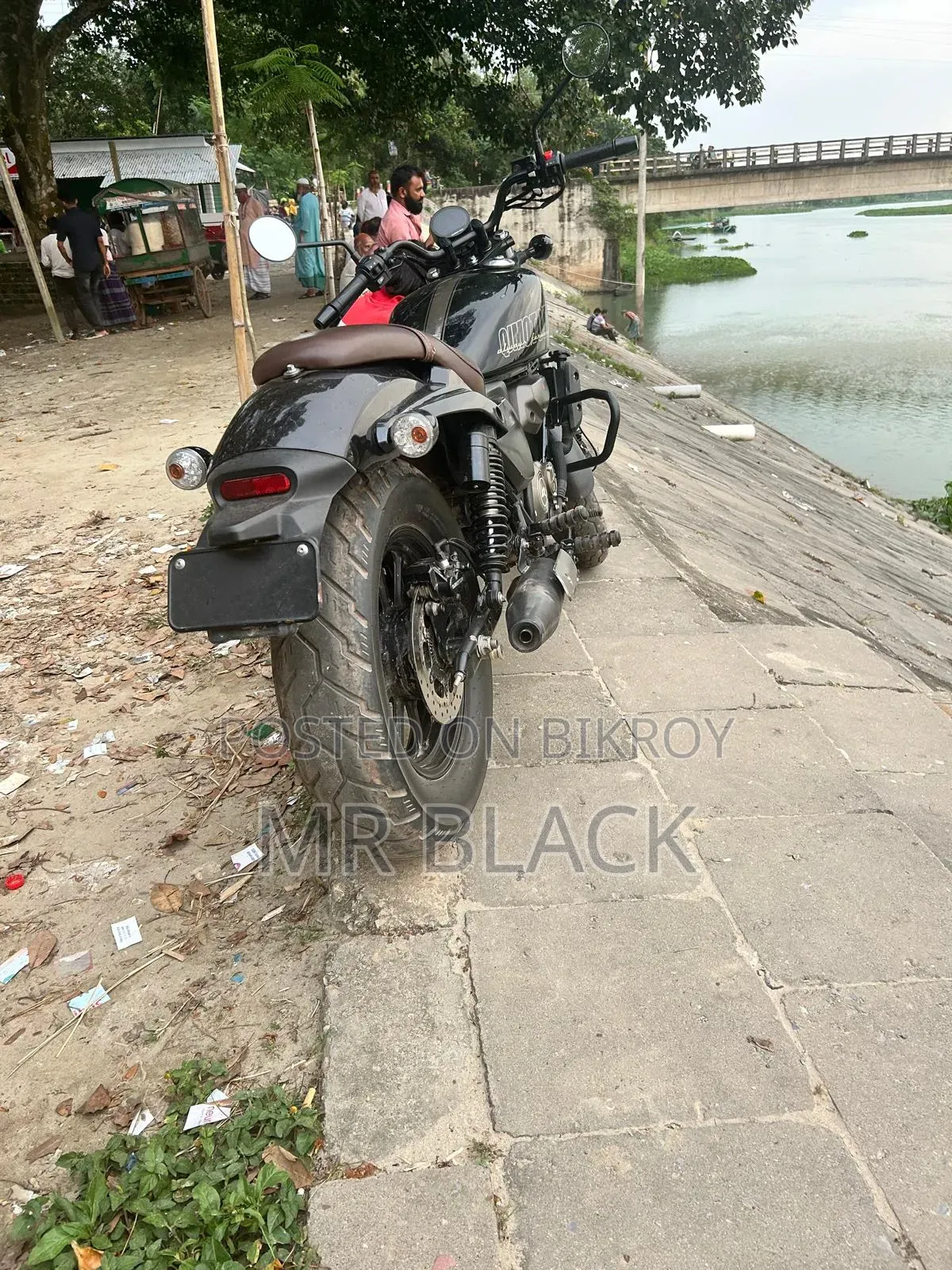 কিউজে মোটর এক্স রাইডার এসআরভি ১৬০ ২০২৫ ব্ল্যাক