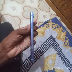 অ্যাপল আইফোন এক্সআর ৬৪ জিবি নীল