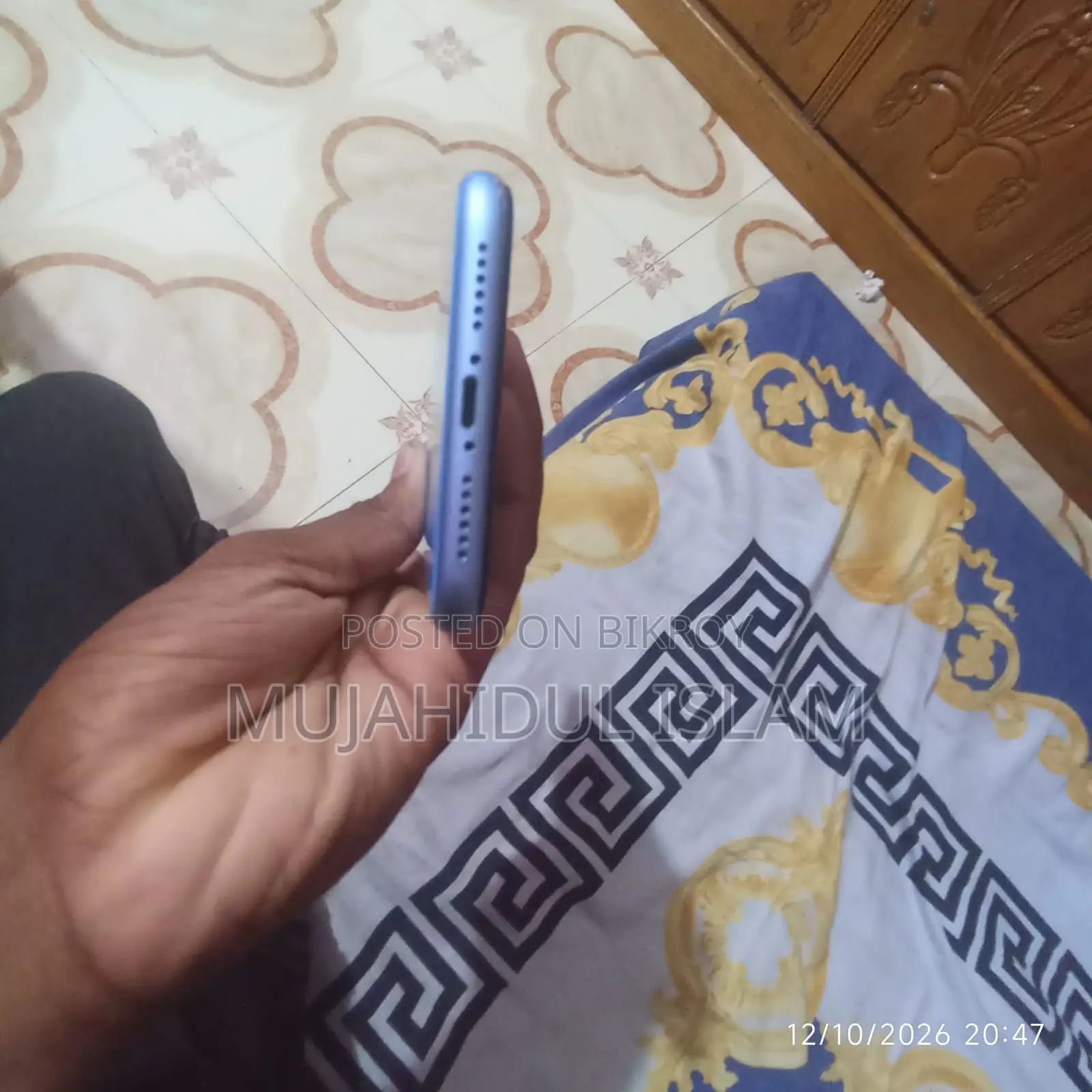 অ্যাপল আইফোন এক্সআর ৬৪ জিবি নীল