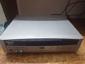 Samsung Z-530m VCD/MP3 Player -