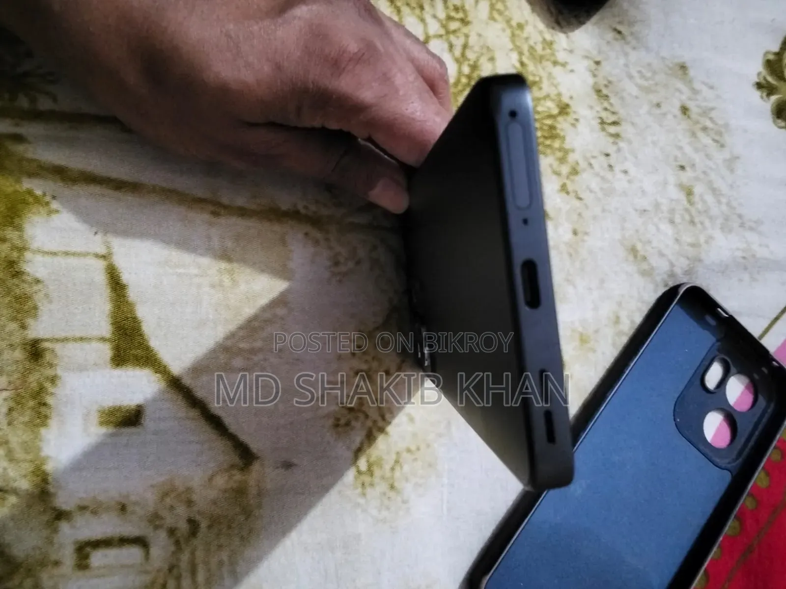 অপ্পো রেনো ১৩ এফ ৪জি ২৫৬ জিবি ব্ল্যাক