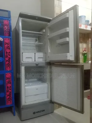 এই ফ্রিজ টি বিক্রি করব।