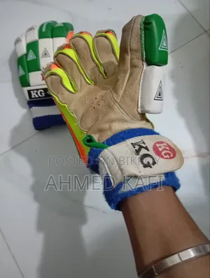 Cricket Gloves for Sell