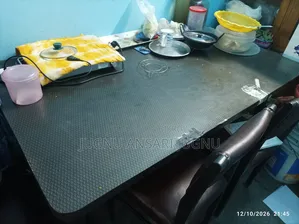 ৬ চেয়ারে টেবিল বিক্রি হবে। শুধু টেবিল।