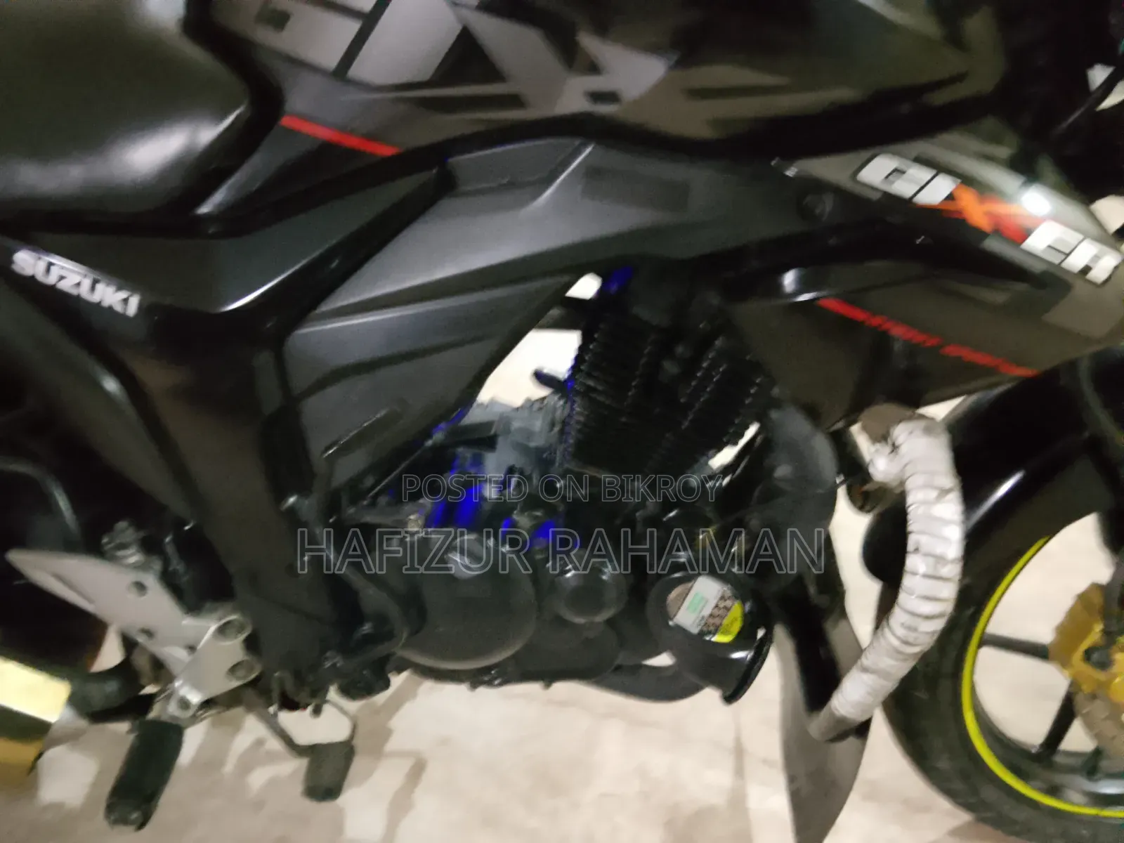 সুজুকি জিক্সার ২০১৮ কালো