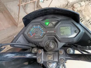 হোন্ডা লিভো ২০২০ গ্রে