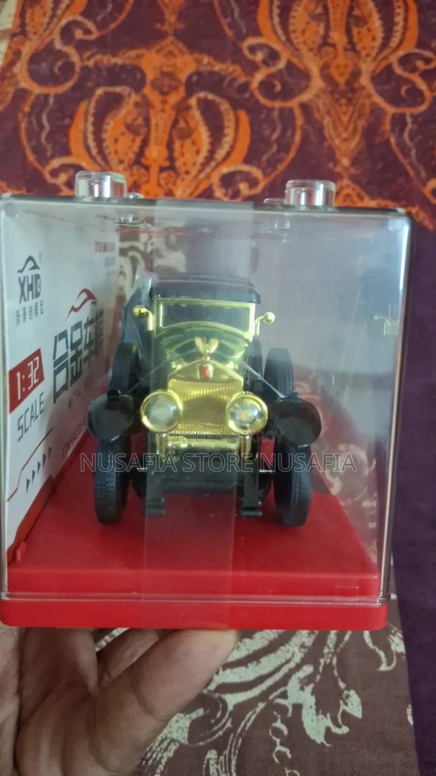Rolls-Royce 1:32 Scale Model Car Showpiece | 3 Elegant Colors