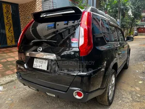 Nissan X-Trail 2.0 Petrol XE 2011 Black