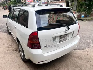 Toyota Corolla Fielder 1.5 Petrol Front-Wheel Drive 2005 White