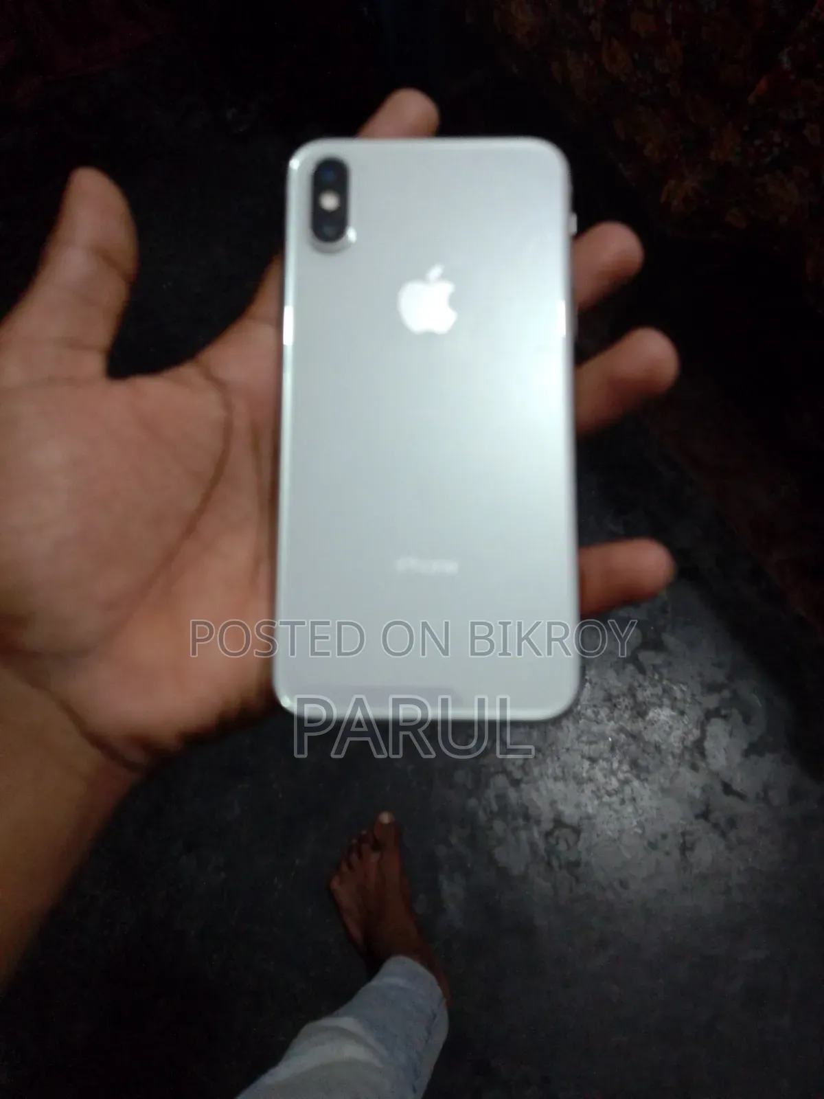 অ্যাপল আইফোন এক্সএস ২৫৬ জিবি হোয়াইট