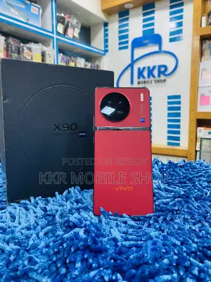 Vivo X90 256 GB Red