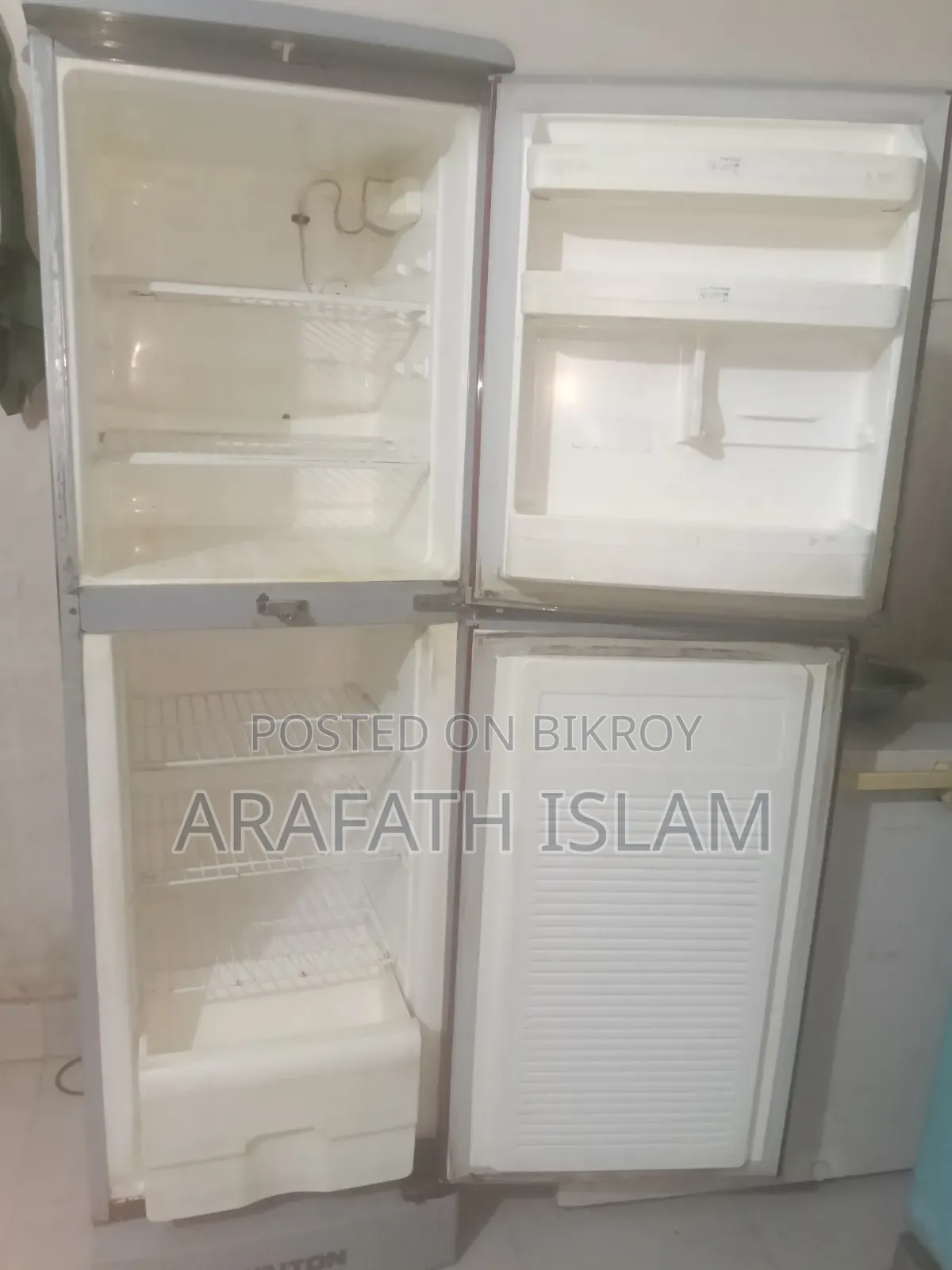 Walton Fridge 14 Cubic Feet for Sale