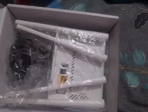 Robi WiFi Router With Adapter