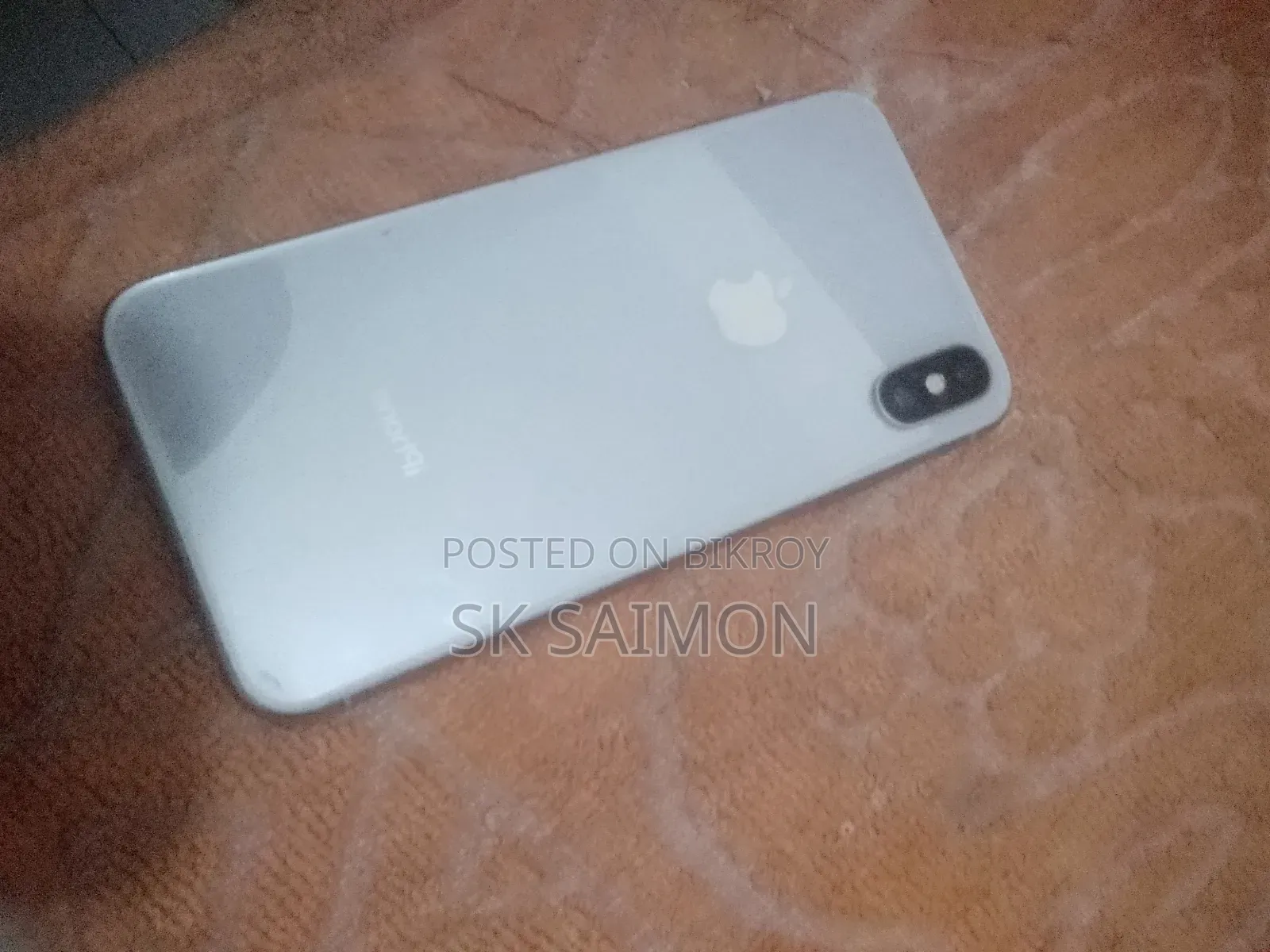 অ্যাপল আইফোন এক্স ৬৪ জিবি হোয়াইট