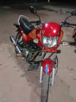 হিরো এইচএফ ডিলাক্স ২০২১ লাল