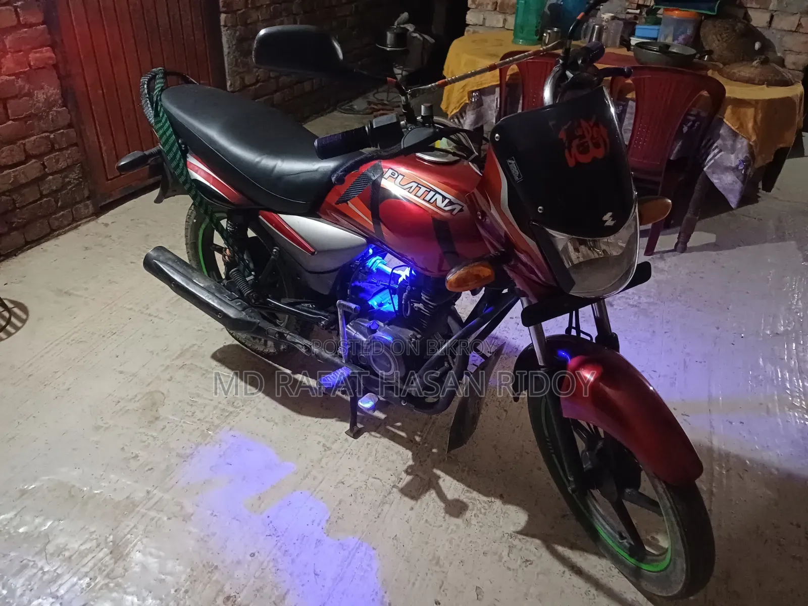 বাজাজ প্লাটিনা ১০০ ২০১৬ লাল