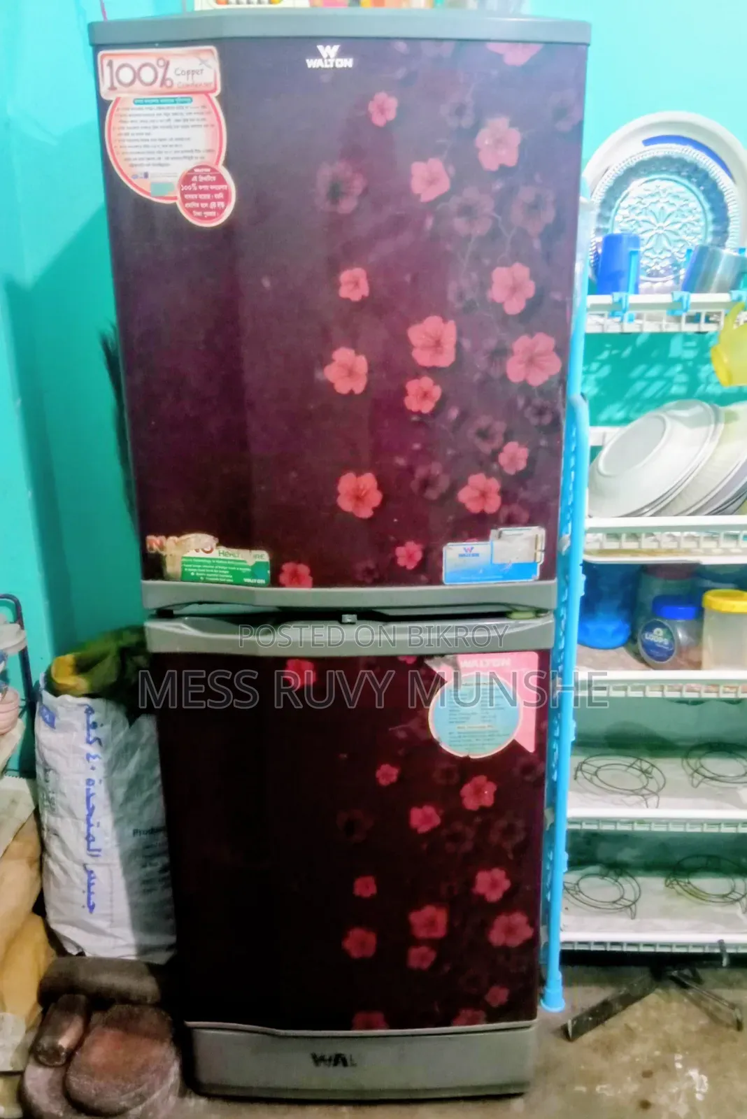 Walton's 11 cubic feet fridge! Emergency for sale..