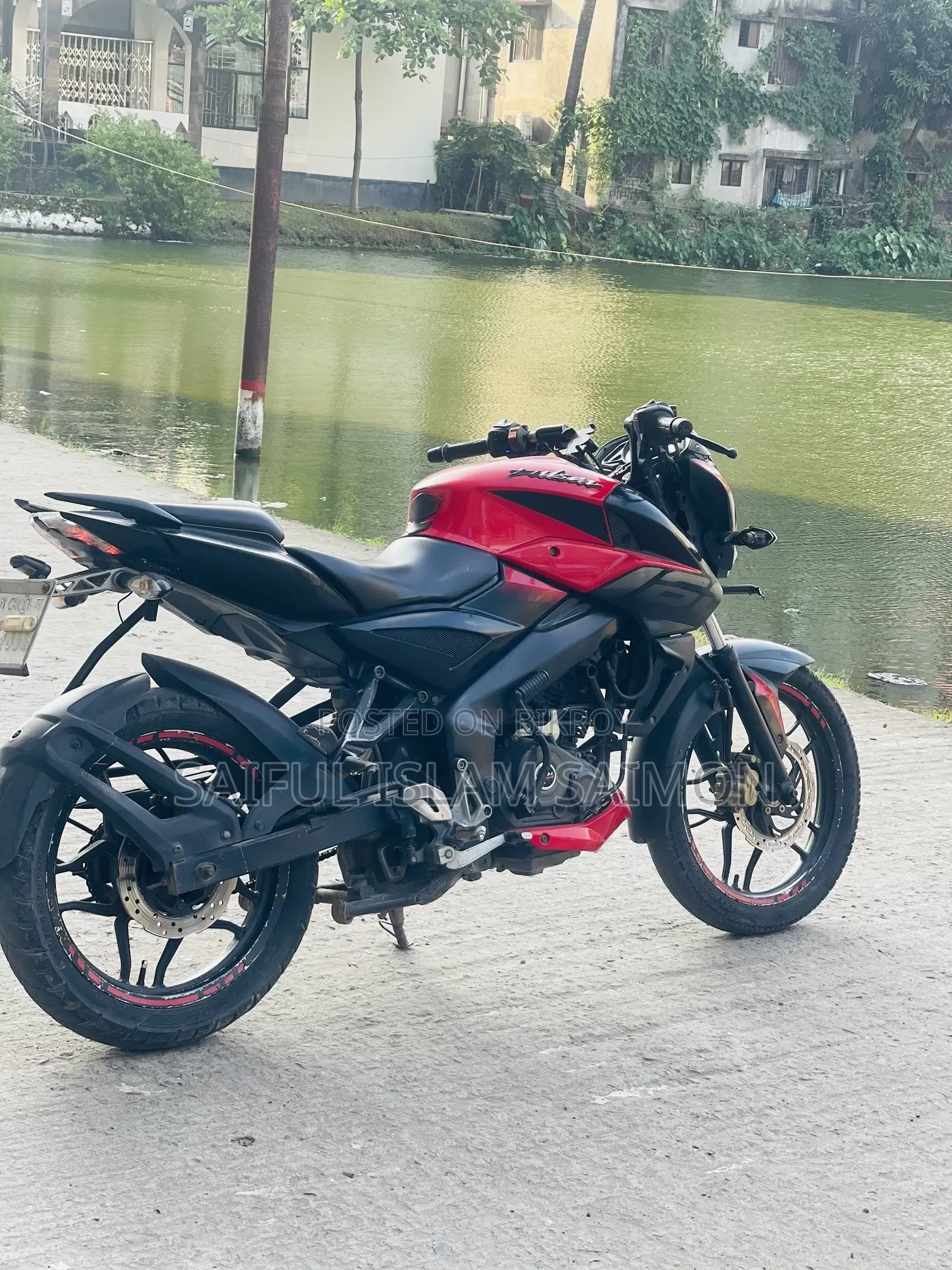 বাজাজ পালসার এনএস ১৬০ ২০১৯ রেড