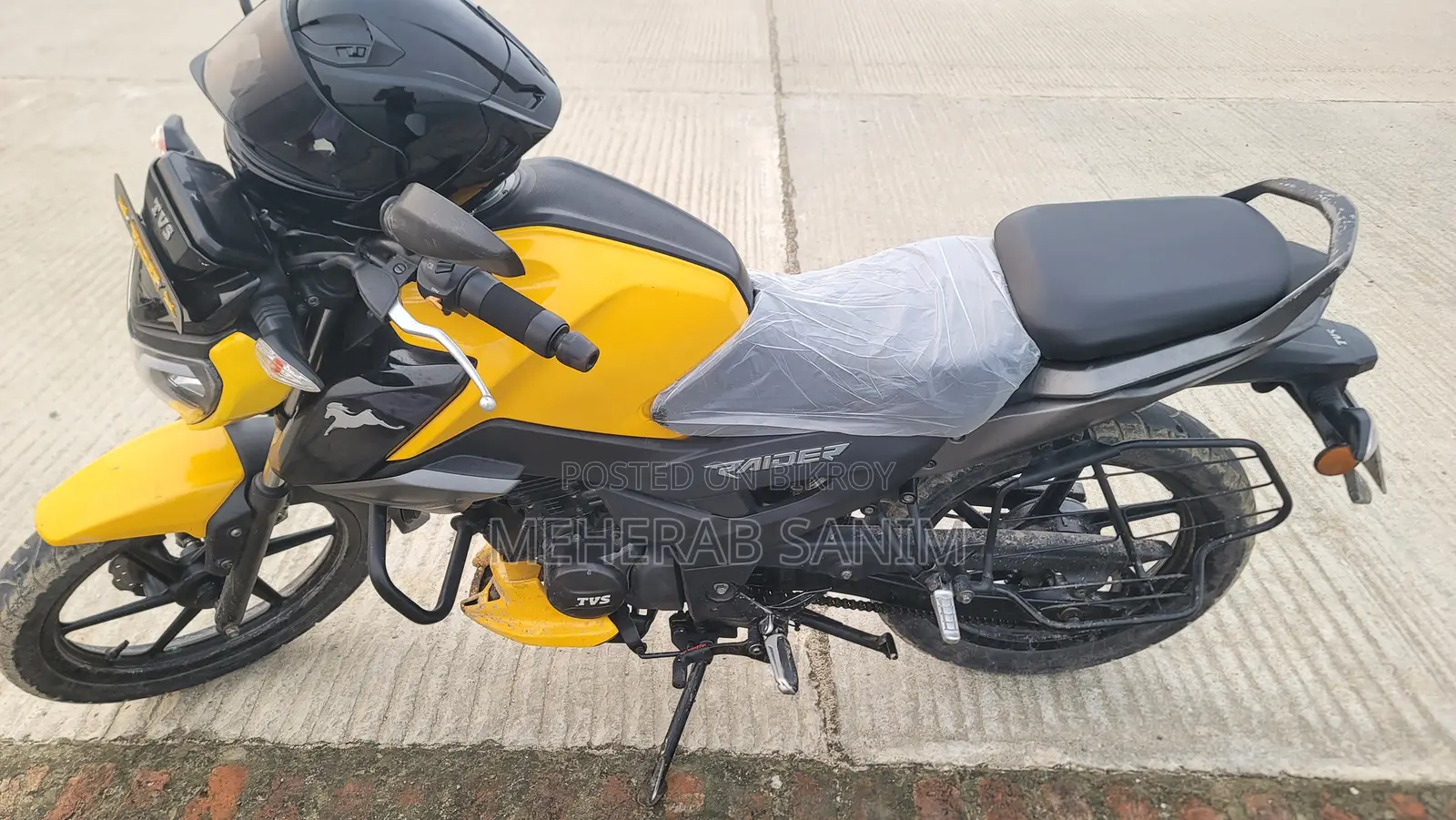 TVS Raider 125 2023 Yellow