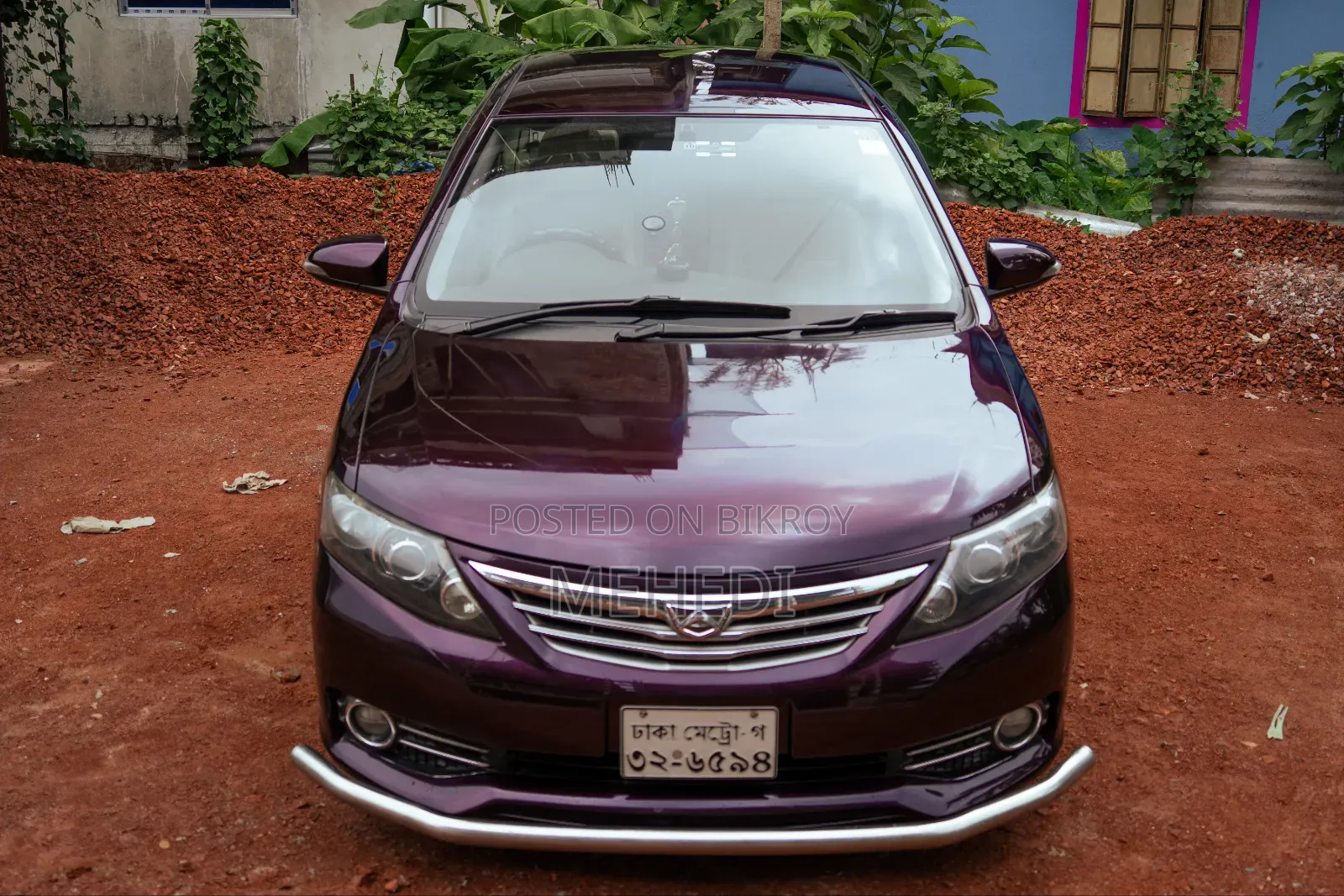 টয়োটা অ্যালিওন ২০১২ লাল